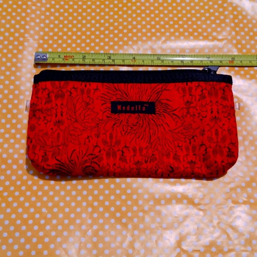 Small cosmetic bag